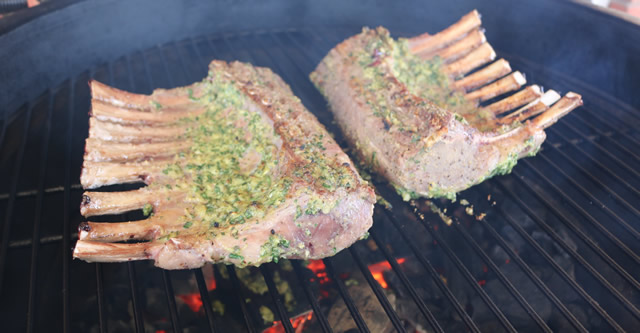 rack of lamb on the grill